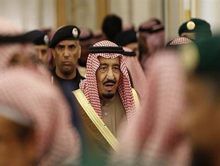 کسری بودجه و خزانه خالی نتیجه سیاست های تنش زای سعودی ها