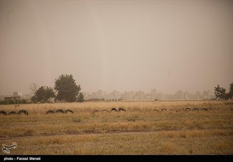  توده گرد و غبار جدید عراقی در راه ایران / وزش باد شدید در تهران 