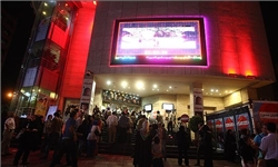 کاهش ۳ میلیاردی فروش سینماها در اردیبهشت/ ریزش ۱ میلیونی مخاطب