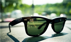 ویژگی‌های عینک‌های آفتابی استاندارد/ عینک‌های آفتابی را از مراکز دارای مجوز تهیه کنید