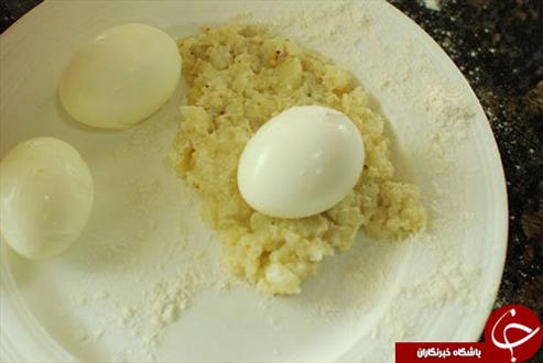 خوراکی شاهانه و کم خرج؛ سیب زمینی و تخم مرغ با ترشی و گلپر 