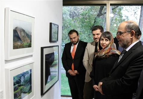 بازدید سفیر افغانستان از نمایشگاه «نیمروز»