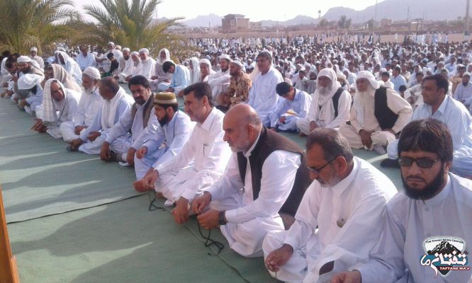 گزارش تصويري/ برگزاري نماز عيد فطر اهل سنت خاش