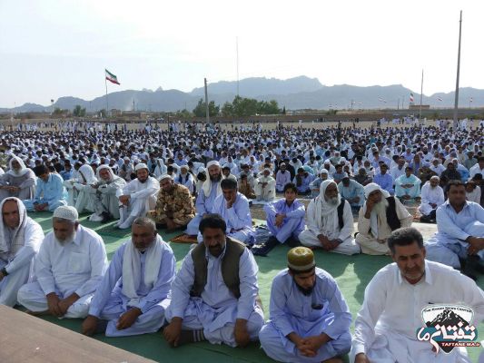 گزارش تصويري/ برگزاري نماز عيد فطر اهل سنت خاش