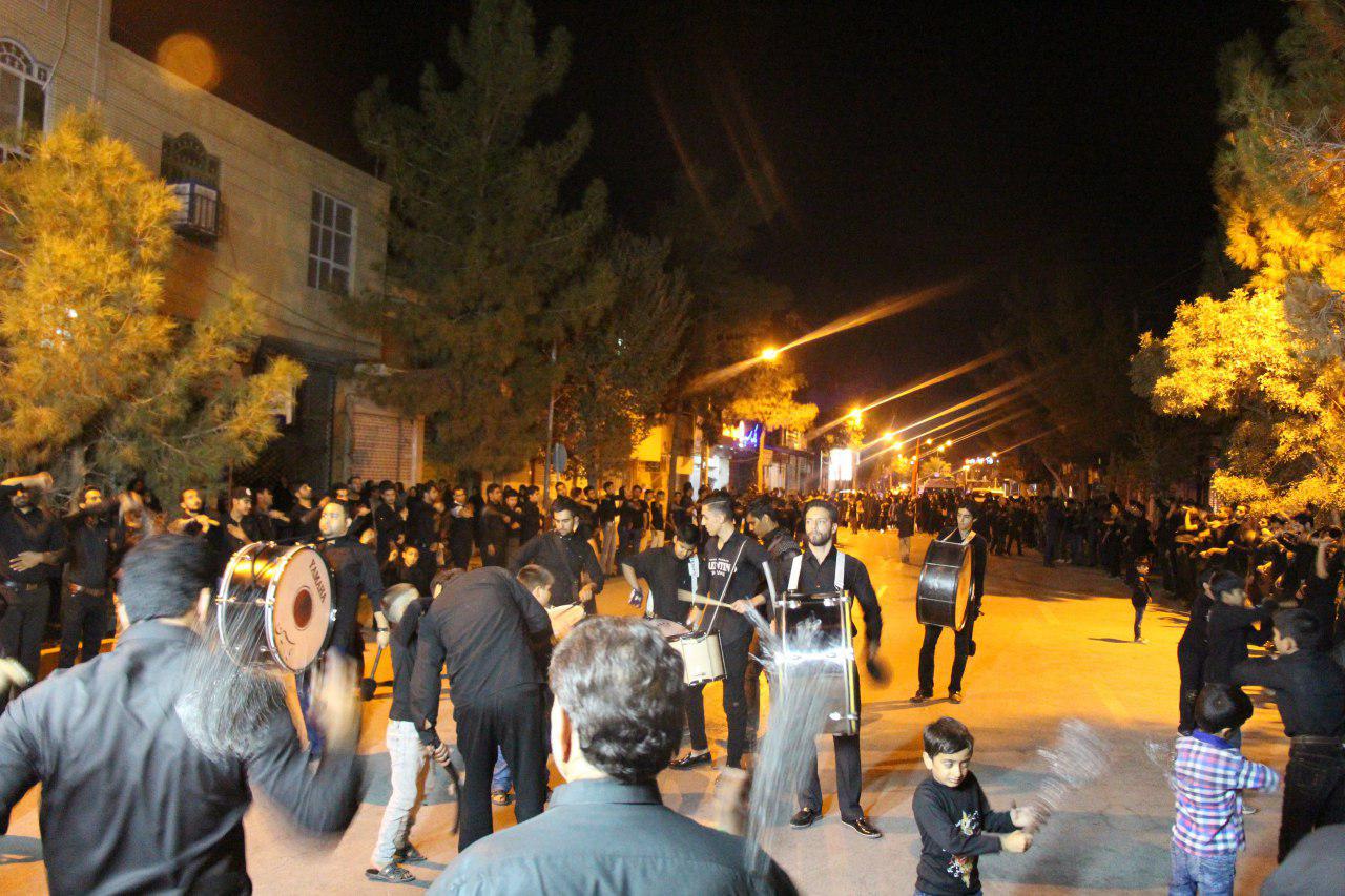 مراسم سوگواری و عزاداری شب تاسوعای حسینی خاش از نگاه لنز دوربین
