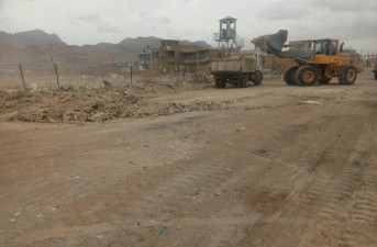 اجرای عملیات پاکسازی و نخاله برداری در معابر شهر خاش