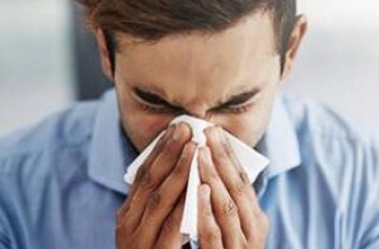 سرما خوردگی و آنفولانزا، بیماری هایی با عامل ویروسی هستند