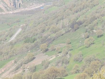 رانش زمین در محدوده روستای احمد آباد سروآباد باعث قطعی گاز مریوان و سروآباد شد/ تا 48 ساعت آینده این بحران را سپری خواهیم کرد/ حضور مردم در محل وقوع حادثه باعث تشدید رانش زمین خواهد شد