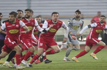 داداش‌زاده: پرسپولیسی‌ها به خودشان باختند/ بعید است سرخ‌پوشان قهرمان شوند