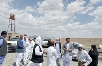 بازدید بخشدار بخش مرکزی از روستای سازینک