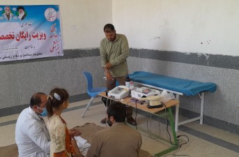 بیمارستان صحرایی سپاه در گورچان پشتکوه خاش راه‌اندازی شد